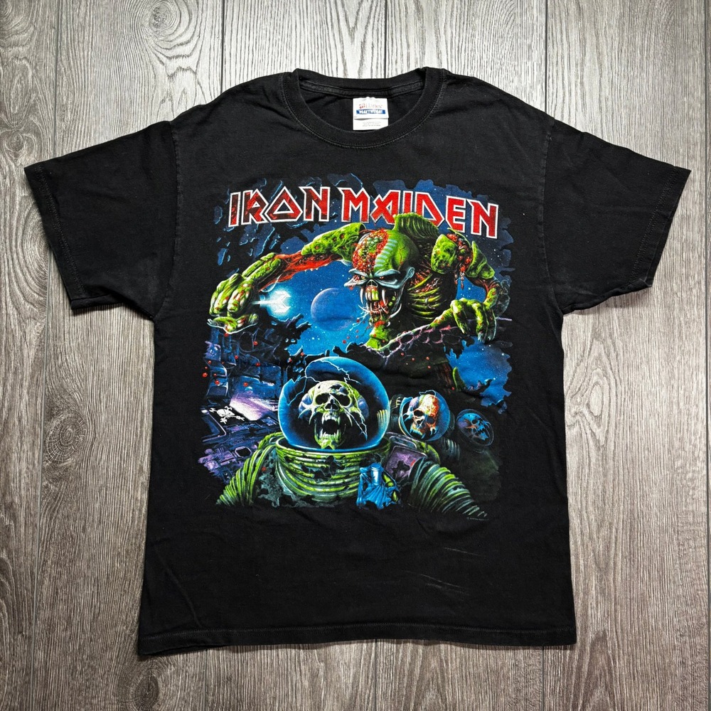 Iron Maiden The Final Frontier World Tour 2010 T-Shirt Black Hanes Medium